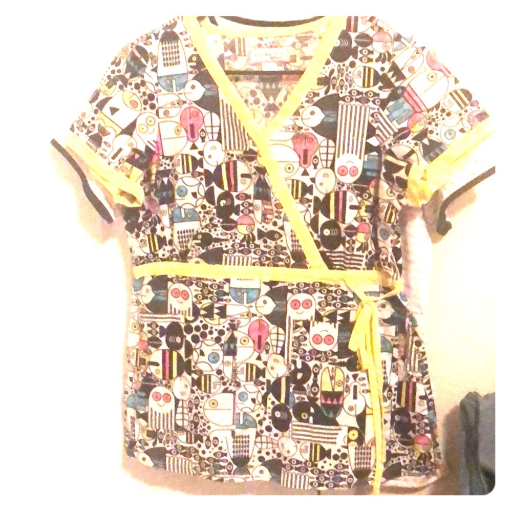 Koi scrub top
